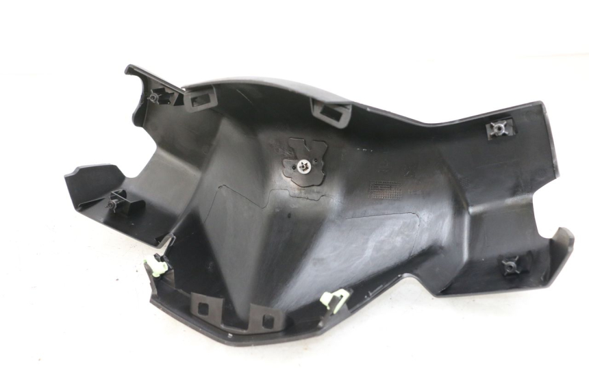 photo de COUVRE GUIDON AVANT PEUGEOT CITYSTAR 50 (2013 - 2017) - Autre angle de vue