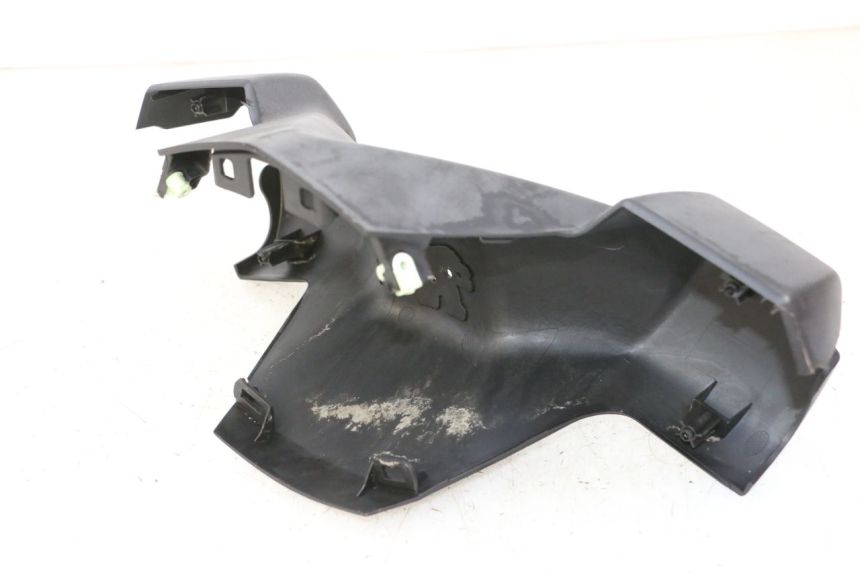 photo de COUVRE GUIDON AVANT PEUGEOT CITYSTAR 50 (2013 - 2017) - Détail de la pièce