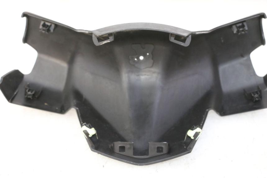 photo de COUVRE GUIDON AVANT PEUGEOT CITYSTAR 50 (2013 - 2017) - Zoom état d’usage