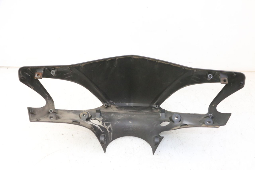 photo de COUVRE GUIDON AVANT YAMAHA CYGNUS X INJECTION 125 (2007 - 2013) - Points de fixation