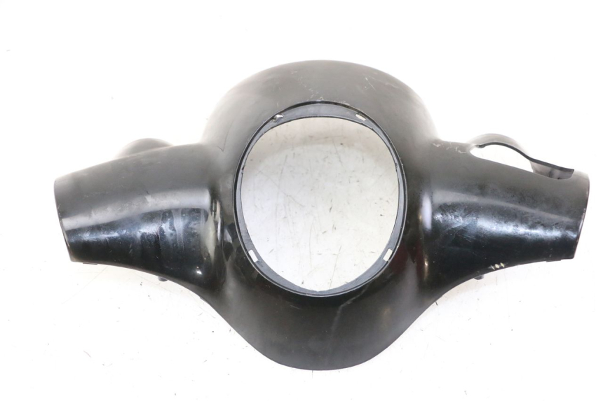 photo de COUVRE GUIDON AVANT DAELIM BESBI 125 (2007 - 2008) - Autre angle de vue