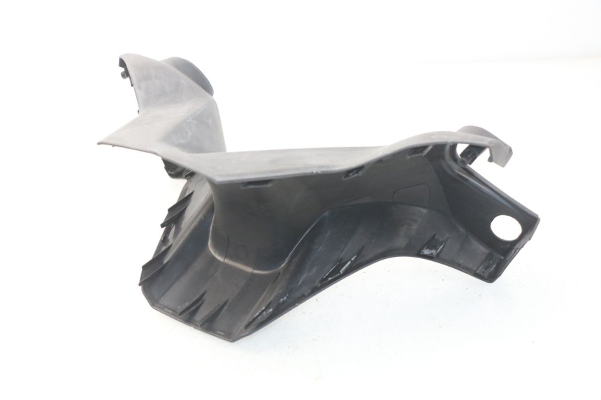 photo de COUVRE GUIDON AVANT KYMCO DINK STREET 125 (2009 - 2014) - Détail de la pièce