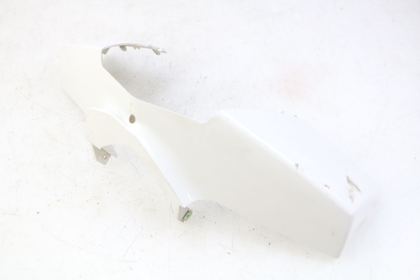 photo de COUVRE GUIDON AVANT PEUGEOT E-VIVACITY 1 (2012 - 2018) - État de surface