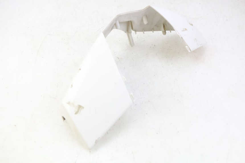 photo de COUVRE GUIDON AVANT PEUGEOT E-VIVACITY 1 (2012 - 2018) - Marquages et références