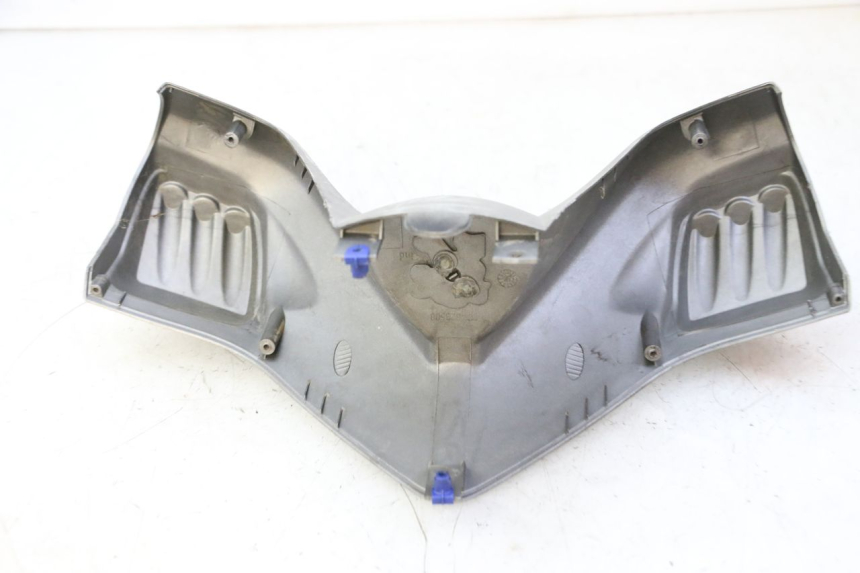 photo de COUVRE GUIDON AVANT PEUGEOT ELYSTAR 50 (2002 - 2014) - Points de fixation