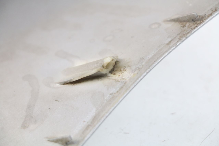 photo de COUVRE GUIDON AVANT HONDA FES PANTHEON 125 (2003 - 2007) - Gros plan technique