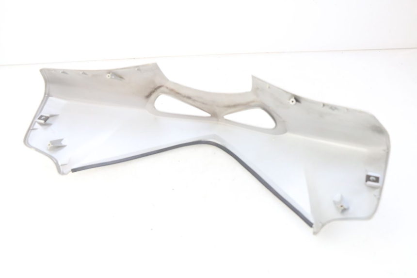 photo de COUVRE GUIDON AVANT HONDA FES PANTHEON 125 (2003 - 2007) - Autre angle de vue