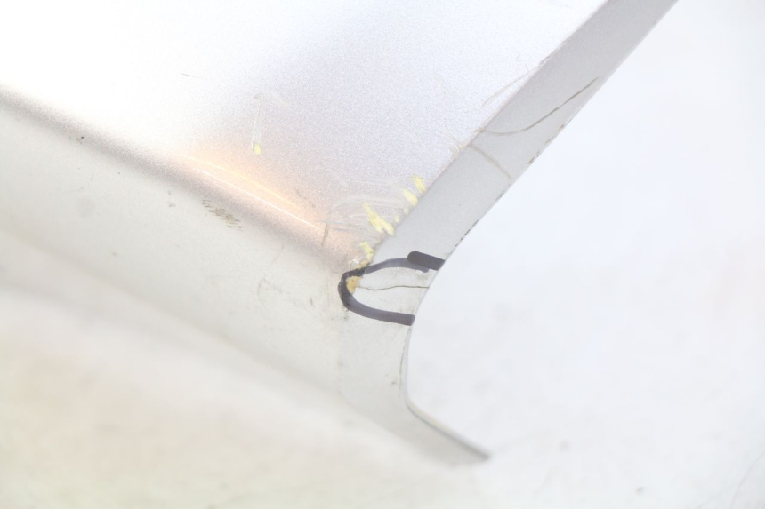 photo de COUVRE GUIDON AVANT HONDA FES PANTHEON 125 (2003 - 2007) - Points de fixation