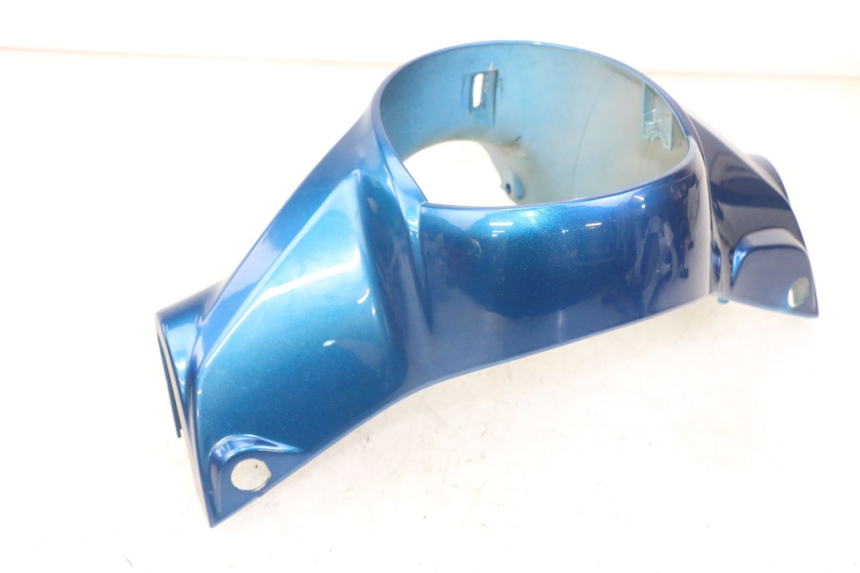 photo de COUVRE GUIDON AVANT SYM FIDDLE 125 (2008 - 2010) - Autre angle de vue