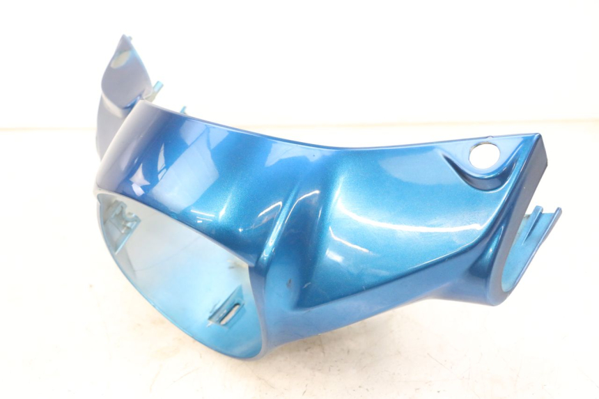 photo de COUVRE GUIDON AVANT SYM FIDDLE 125 (2008 - 2010) - Gros plan technique