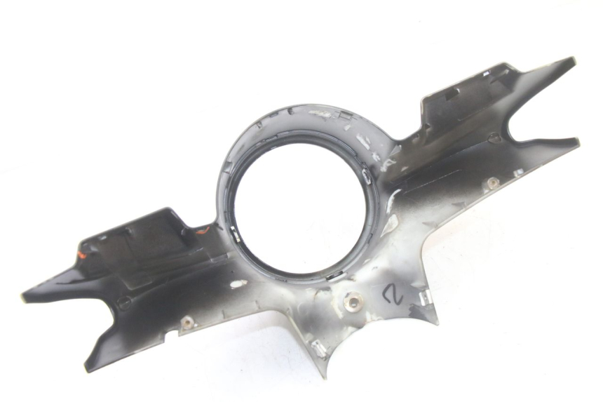 photo de COUVRE GUIDON AVANT VENESI FLY RETRO 4T 50 (2020 - 2025) - Points de fixation