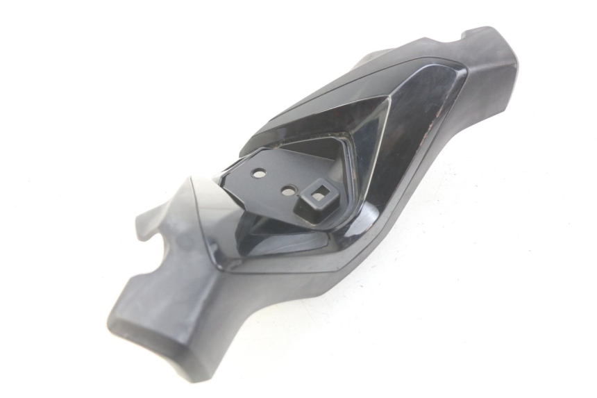 photo de COUVRE GUIDON AVANT HONDA FORZA 125 (2015 - 2016) - Points de fixation