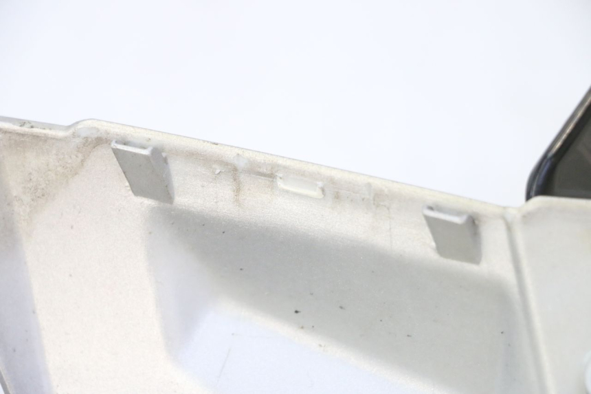 photo de COUVRE GUIDON AVANT PEUGEOT KISBEE 2T 50 (2010 - 2017) - Zoom état d’usage