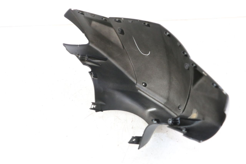 photo de COUVRE GUIDON AVANT PEUGEOT KISBEE 4T 50 (2018 - 2022) - Gros plan technique