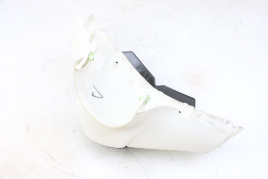 photo de COUVRE GUIDON AVANT PEUGEOT KISBEE 4T 50 (2010 - 2017) - Gros plan technique