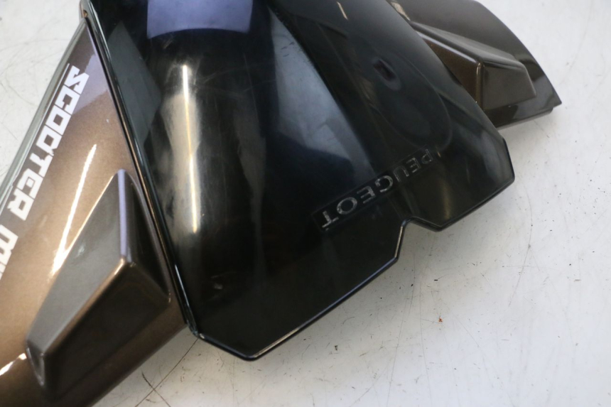 photo de COUVRE GUIDON AVANT PEUGEOT KISBEE 4T 50 (2010 - 2017) - Vue rapprochée