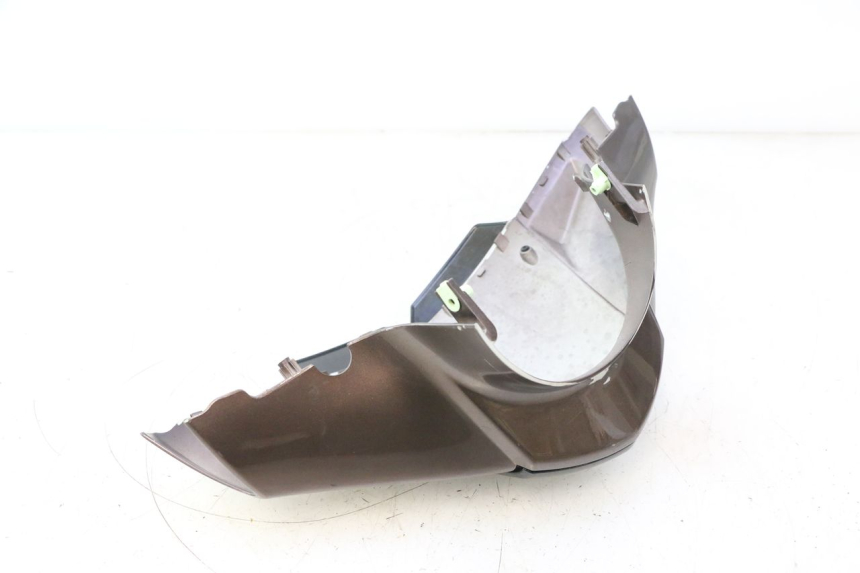 photo de COUVRE GUIDON AVANT PEUGEOT KISBEE 4T 50 (2010 - 2017) - Points de fixation