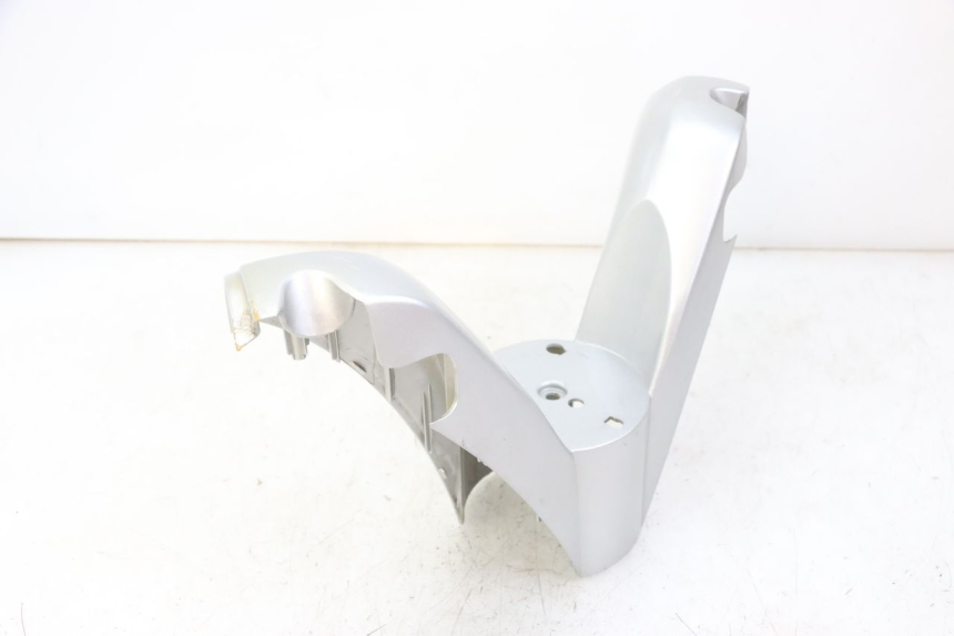 photo de COUVRE GUIDON AVANT KYMCO GRAND DINK 125 (2008 - 2014) - Marquages et références