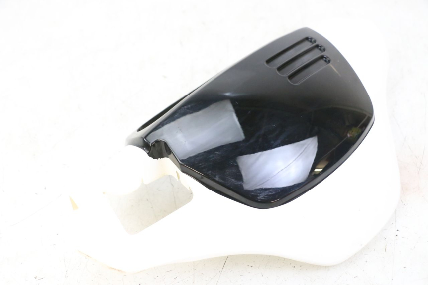 photo de COUVRE GUIDON AVANT MASH LEGEND'R 4T 50 (2021 - 2025) - Gros plan technique