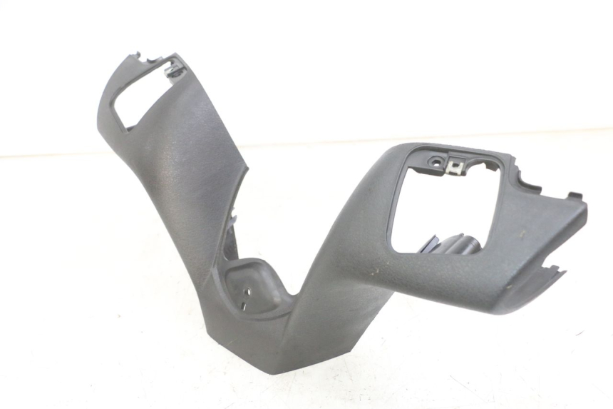 photo de COUVRE GUIDON AVANT PIAGGIO MP3 LT 300 (2010 - 2016) - Détail de la pièce