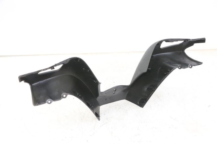 photo de COUVRE GUIDON AVANT PIAGGIO MP3 LT 300 (2010 - 2016) - Vue d’ensemble