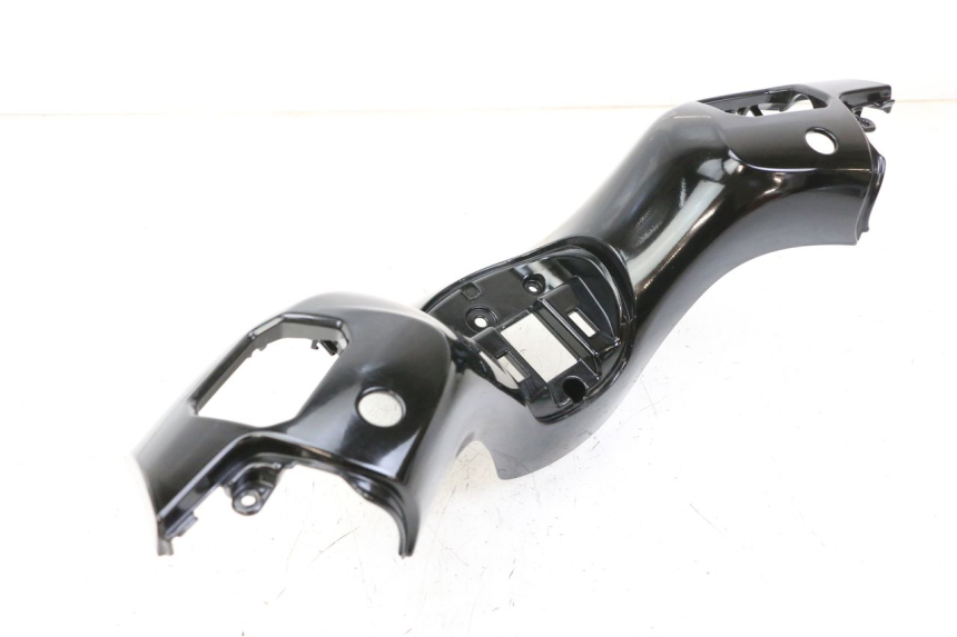 photo de COUVRE GUIDON AVANT PIAGGIO MP3 500 (2014 - 2017) - Vue d’ensemble