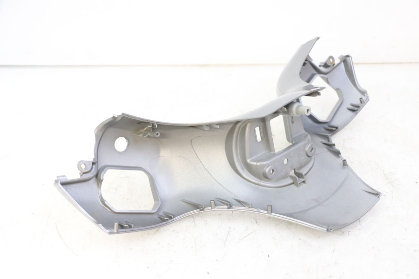 photo de COUVRE GUIDON AVANT PIAGGIO MP3 500 (2014 - 2017) - Zoom état d’usage