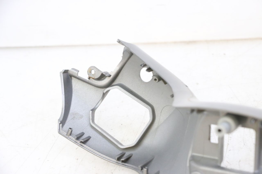 photo de COUVRE GUIDON AVANT PIAGGIO MP3 500 (2014 - 2017) - Autre angle de vue