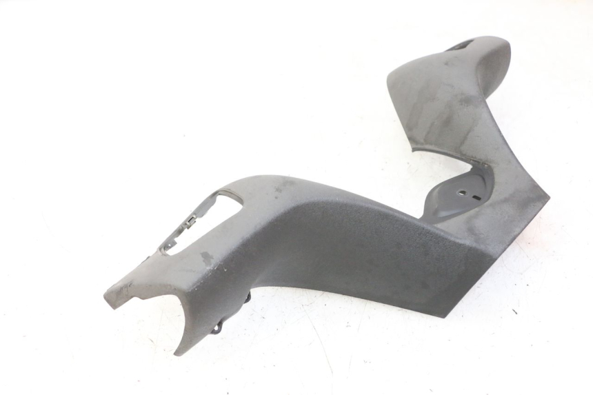 photo de COUVRE GUIDON AVANT PIAGGIO MP3 125 (2006 - 2014) - Autre angle de vue