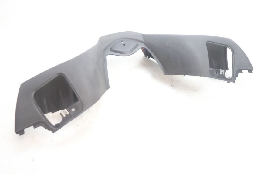 photo de COUVRE GUIDON AVANT PIAGGIO MP3 500 (2011 - 2015) - Zoom état d’usage