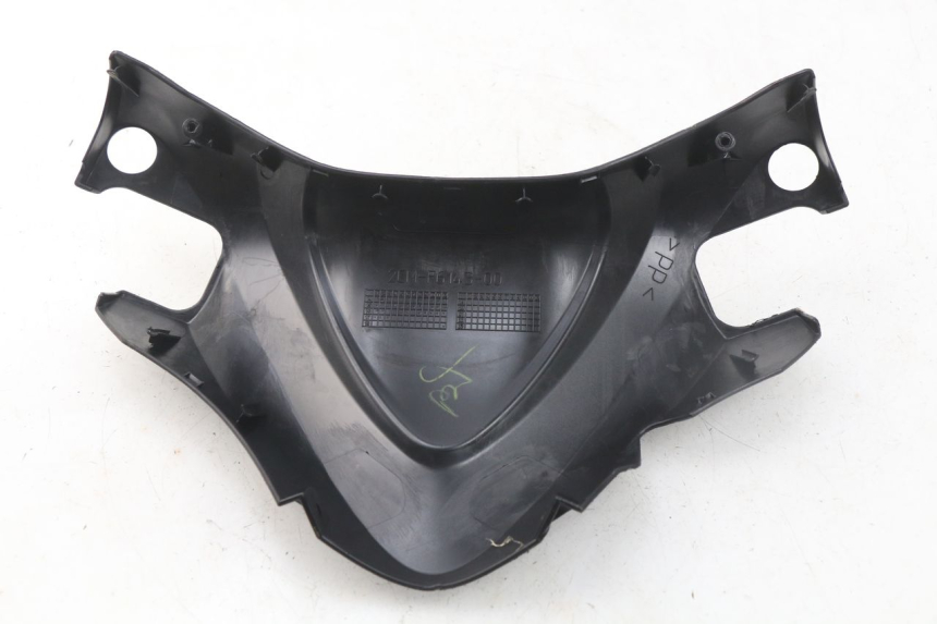 photo de COUVRE GUIDON AVANT MBK MW TRYPTIK 125 (2017 - 2022) - Gros plan technique