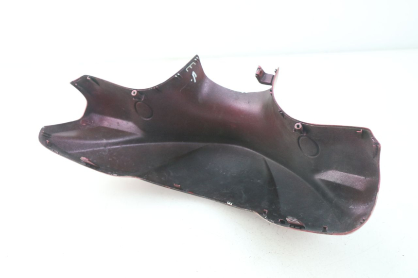 photo de COUVRE GUIDON AVANT MBK OVETTO ONE 2T 50 (2013 - 2017) - Points de fixation