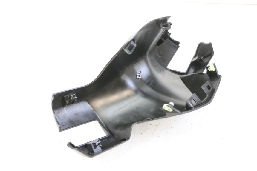 photo de COUVRE GUIDON AVANT PEUGEOT CITYSTAR 125 (2011 - 2017) - Zoom état d’usage