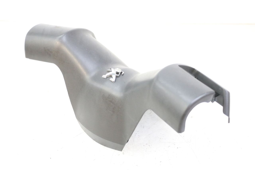 photo de COUVRE GUIDON AVANT PEUGEOT CITYSTAR 125 (2011 - 2017) - Vue d’ensemble