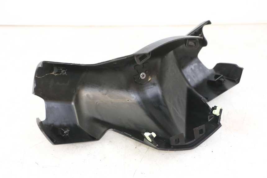 photo de COUVRE GUIDON AVANT PEUGEOT CITYSTAR 2T 50 (2018 - 2021) - Zoom état d’usage