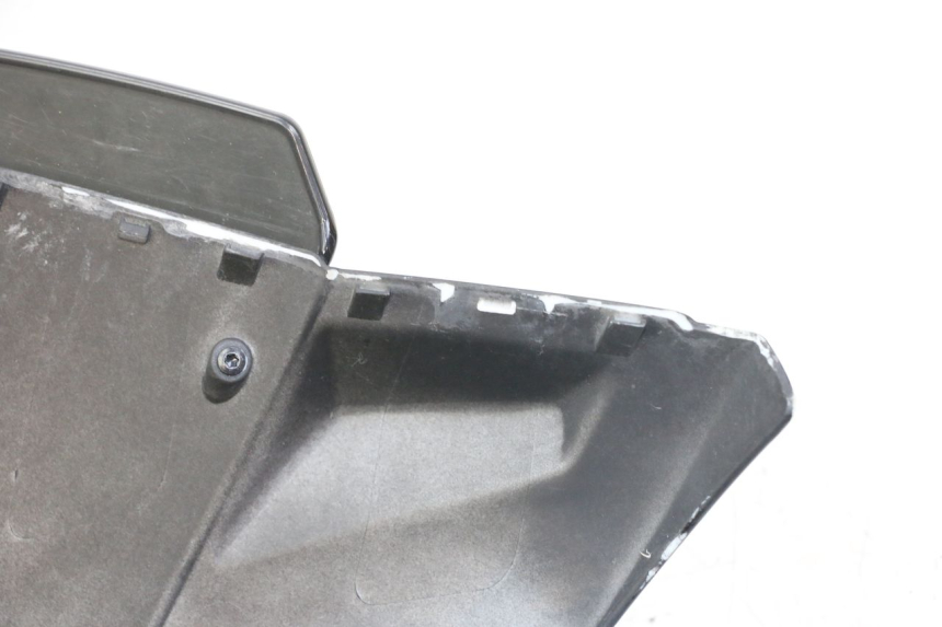 photo de COUVRE GUIDON AVANT PEUGEOT KISBEE 4T 50 (2018 - 2022) - Zoom état d’usage