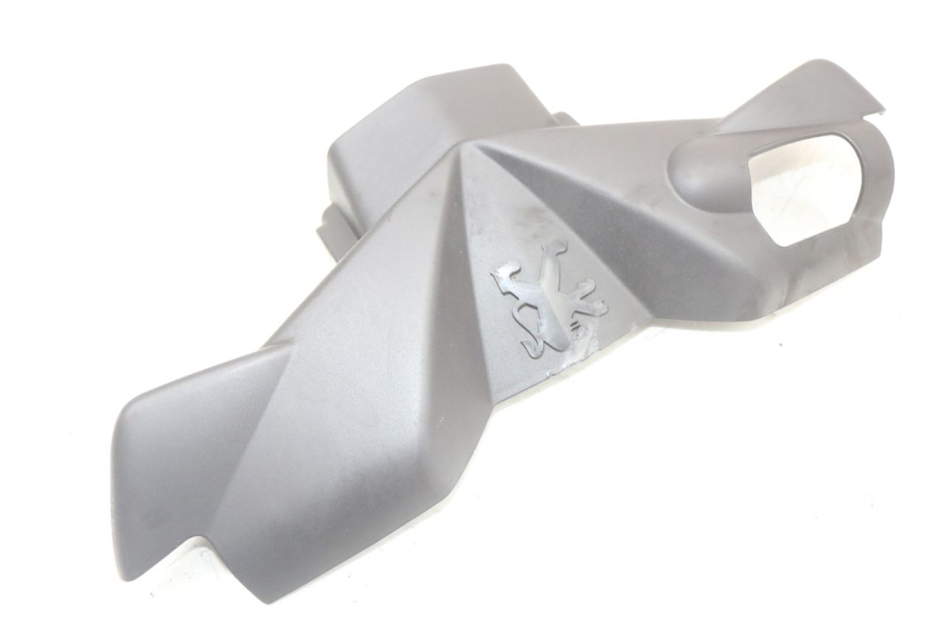 photo de COUVRE GUIDON AVANT PEUGEOT LUDIX 50 (2005 - 2007) - Autre angle de vue