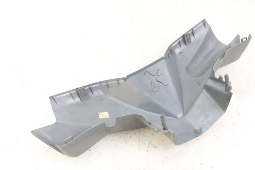 photo de COUVRE GUIDON AVANT PEUGEOT LUDIX ONE 50 (2005 - 2008) - Vue d’ensemble