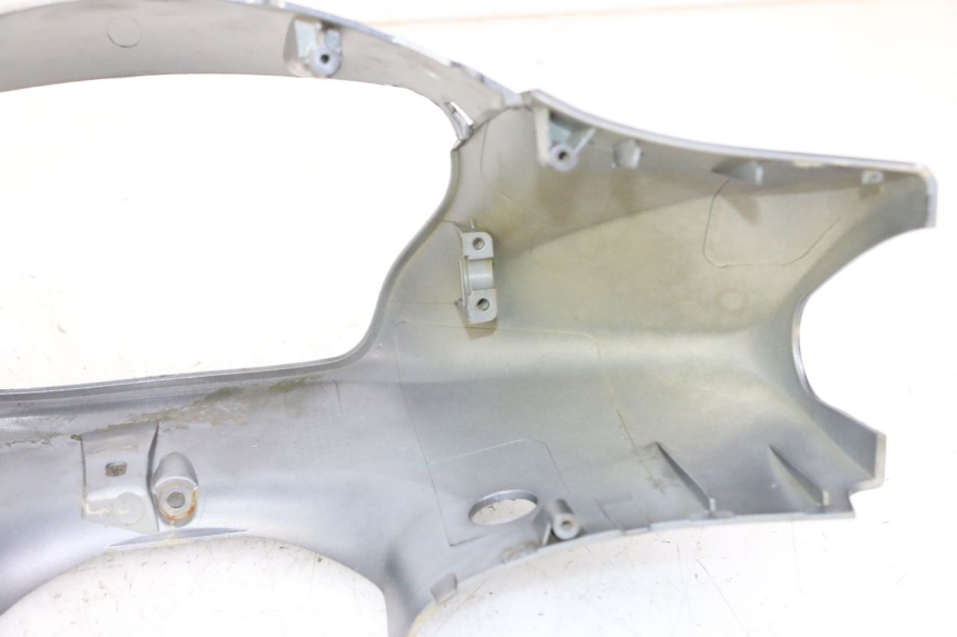 photo de COUVRE GUIDON AVANT PEUGEOT TWEET 4T 50 (2014 - 2019) - Zoom état d’usage