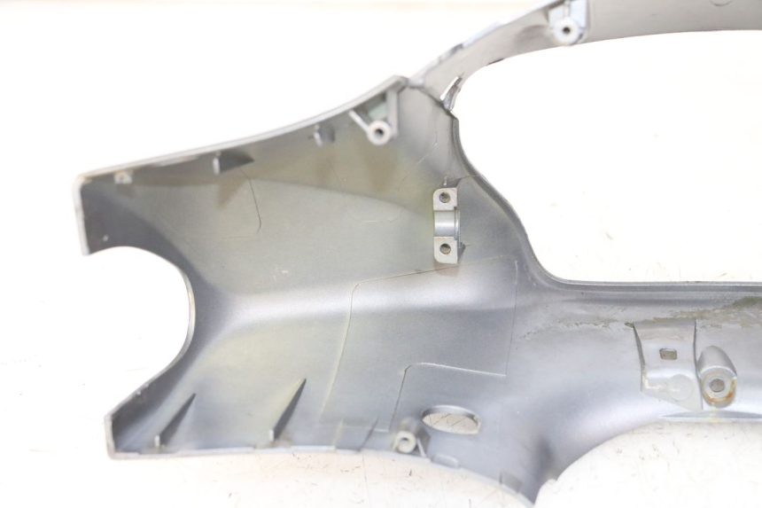 photo de COUVRE GUIDON AVANT PEUGEOT TWEET 4T 50 (2014 - 2019) - Autre angle de vue