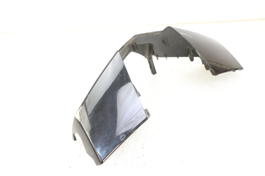 photo de COUVRE GUIDON AVANT PEUGEOT VIVACITY 125 (2010 - 2017) - État de surface