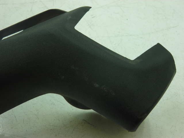 photo de COUVRE GUIDON AVANT PIAGGIO XEVO - X EVO 125 (2010 - 2015) - Détail de la pièce