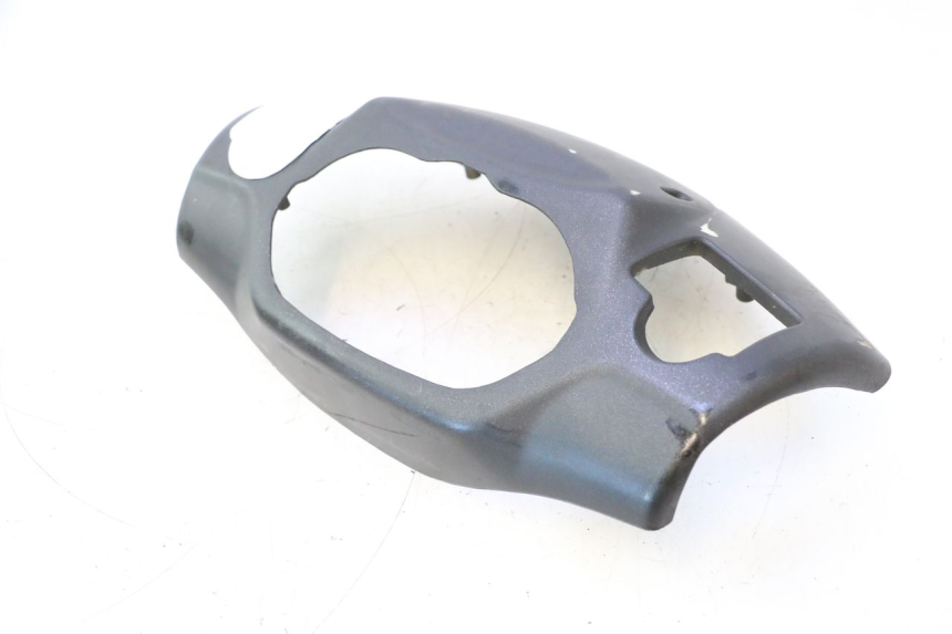 photo de COUVRE GUIDON AVANT KEEWAY RY6 2T 50 (2011 - 2019) - Points de fixation