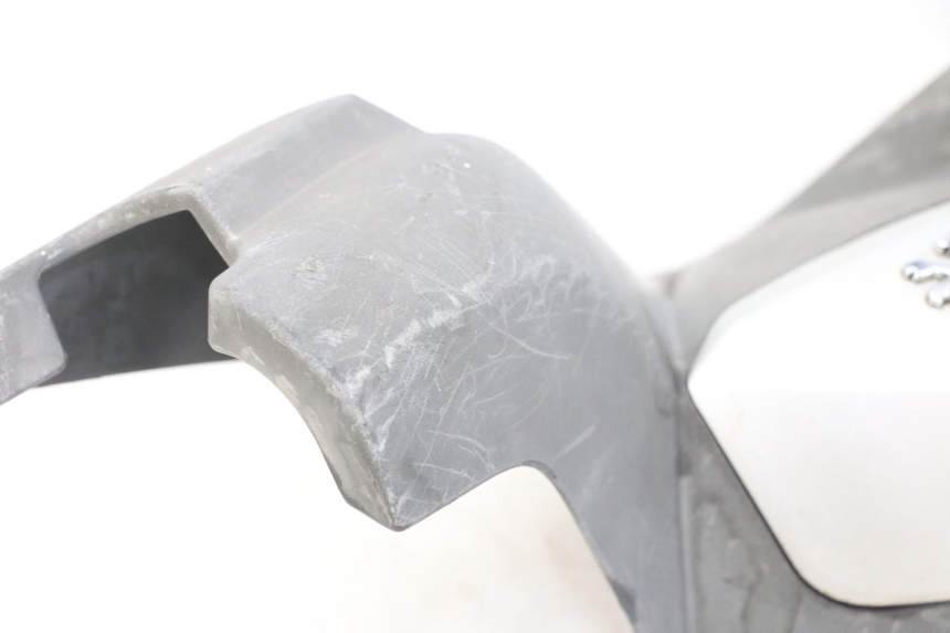 photo de COUVRE GUIDON AVANT PEUGEOT SATELIS 125 (2013 - 2018) - Pièce contrôlée