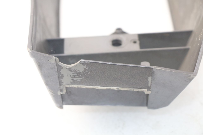 photo de COUVRE GUIDON AVANT PEUGEOT SC 50 (1988 - 1992) - Détail de la pièce