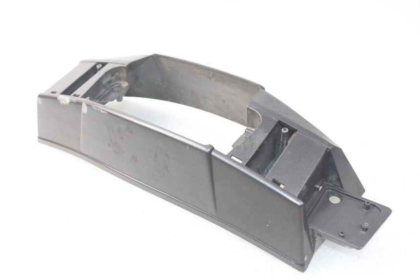 photo de COUVRE GUIDON AVANT PEUGEOT SC 50 (1988 - 1992) - Gros plan technique