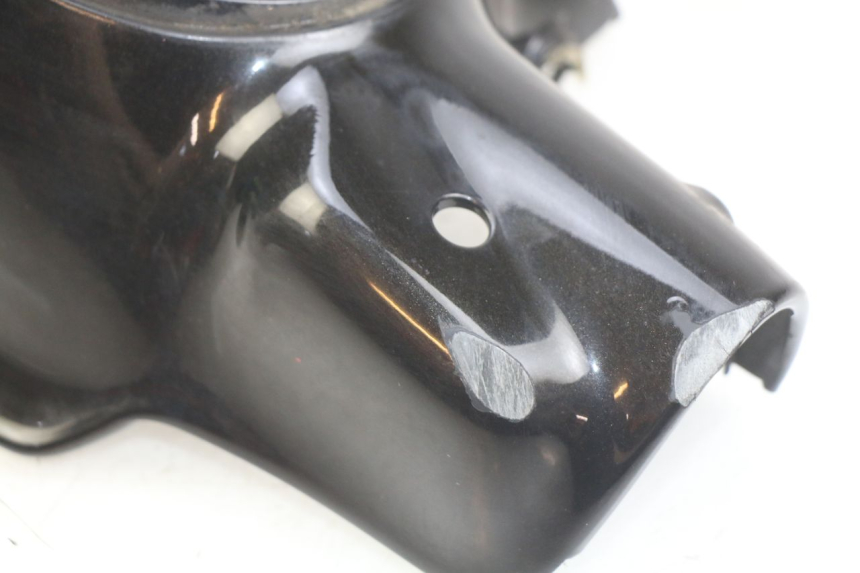 photo de COUVRE GUIDON AVANT APRILIA SCARABEO 100 (2003 - 2012) - Autre angle de vue