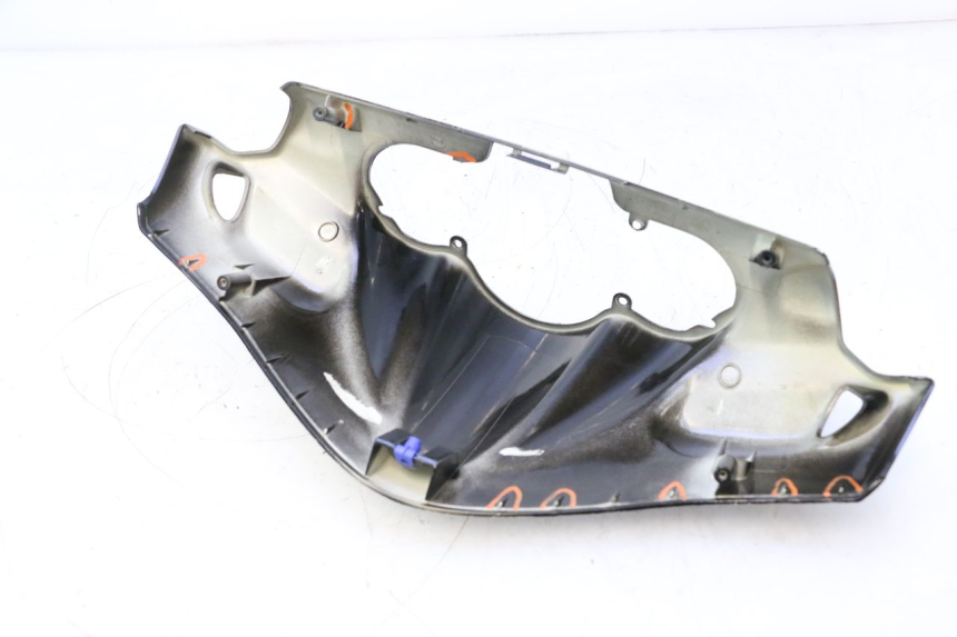 photo de COUVRE GUIDON AVANT PEUGEOT SPEEDFIGHT 2 AC 50 (2000 - 2009) - Détails caractéristiques