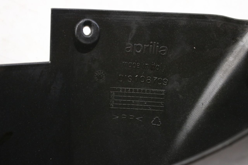 photo de COUVRE GUIDON AVANT APRILIA SR R 2T LC 50 (2018 - 2021) - Vue d’ensemble