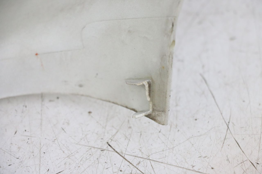 photo de COUVRE GUIDON AVANT PEUGEOT STREETZONE 2T 50 (2014 - 2019) - Autre angle de vue